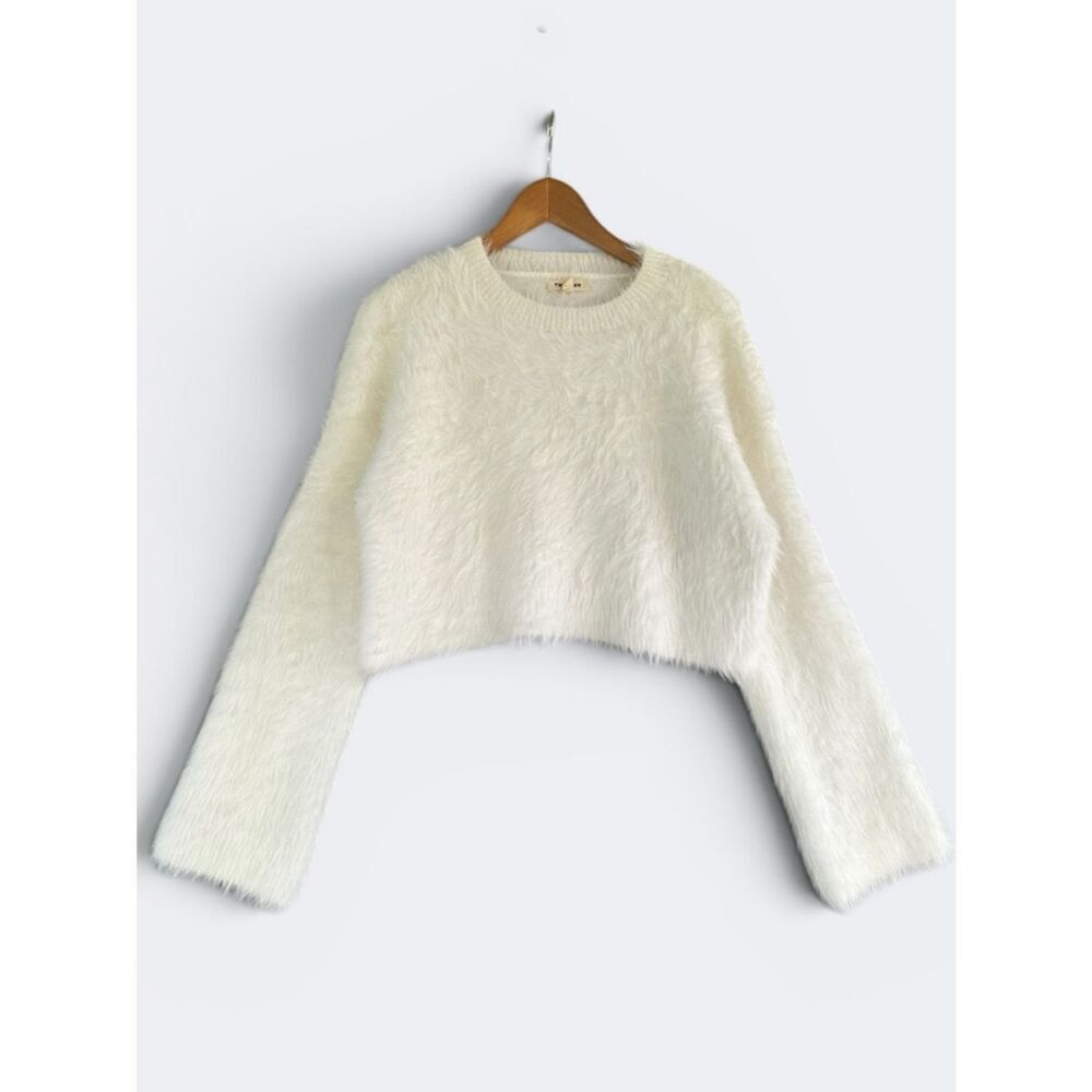 🎉5 for $45🎉Pink Ripple sweater pullover size M/L